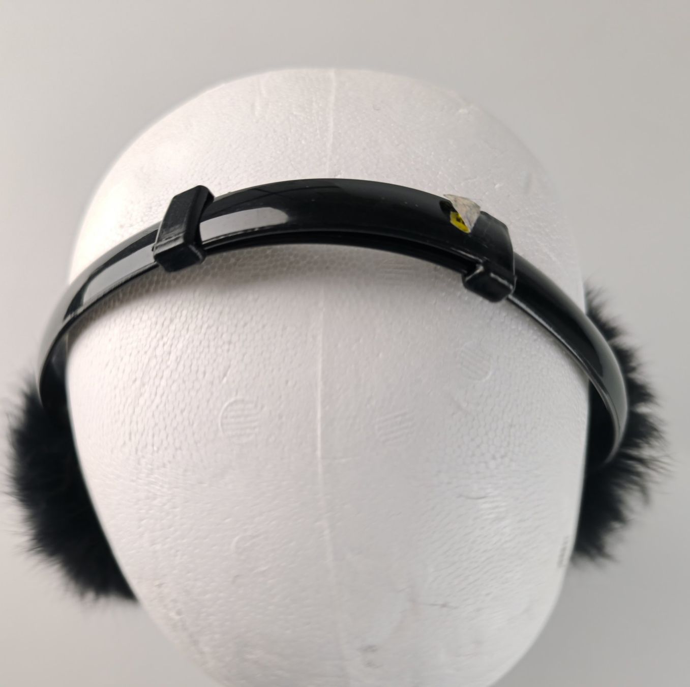 Chapeaux, bonnets & casquettes: Pelz Ohrenwärmer – D'occasion à Rüti ZH par Restwert_Rueti_ZH 3