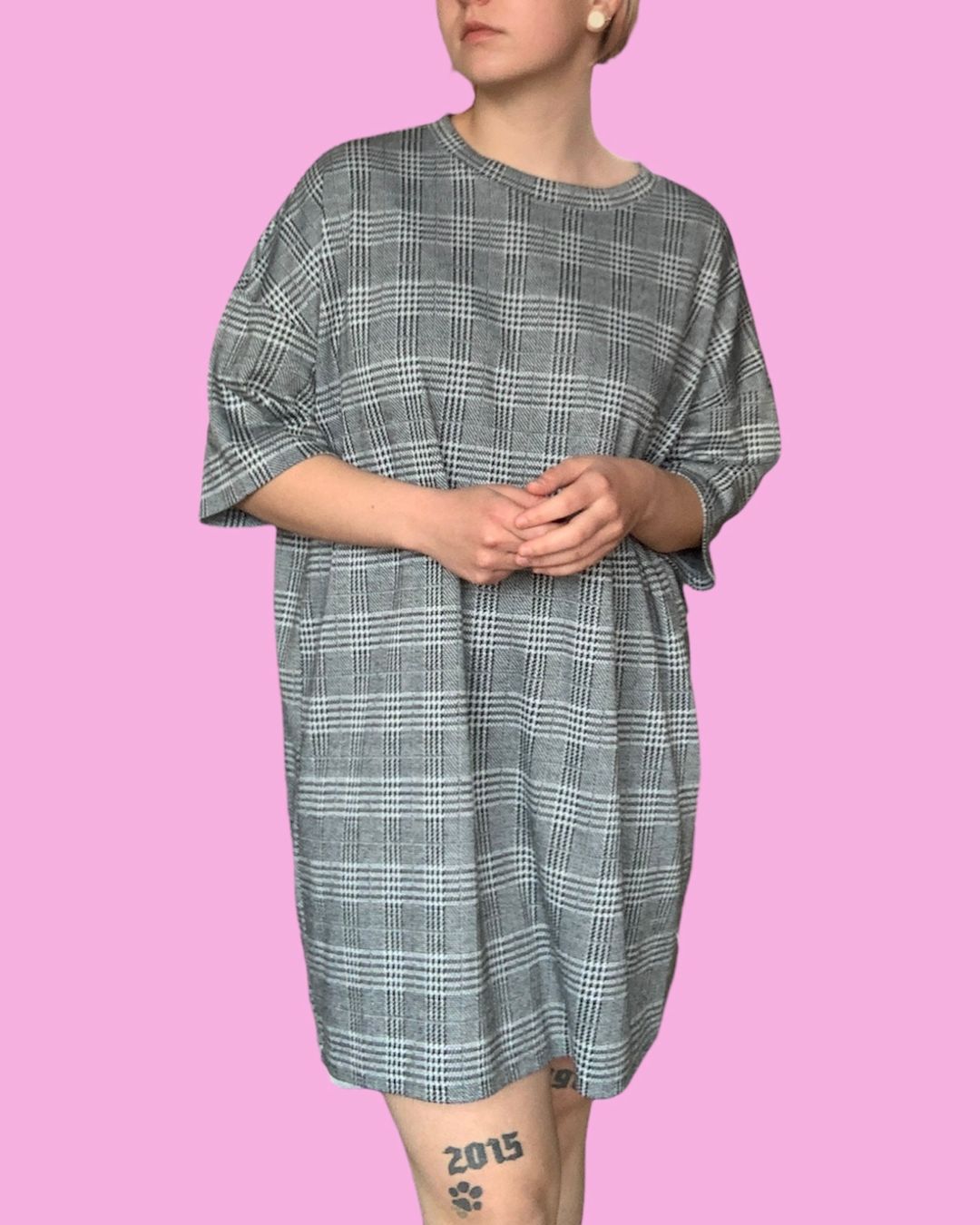 Vestiti: Plaid oversized t-shirt dress – Usato da Basel venduto da demonbaby2222 5