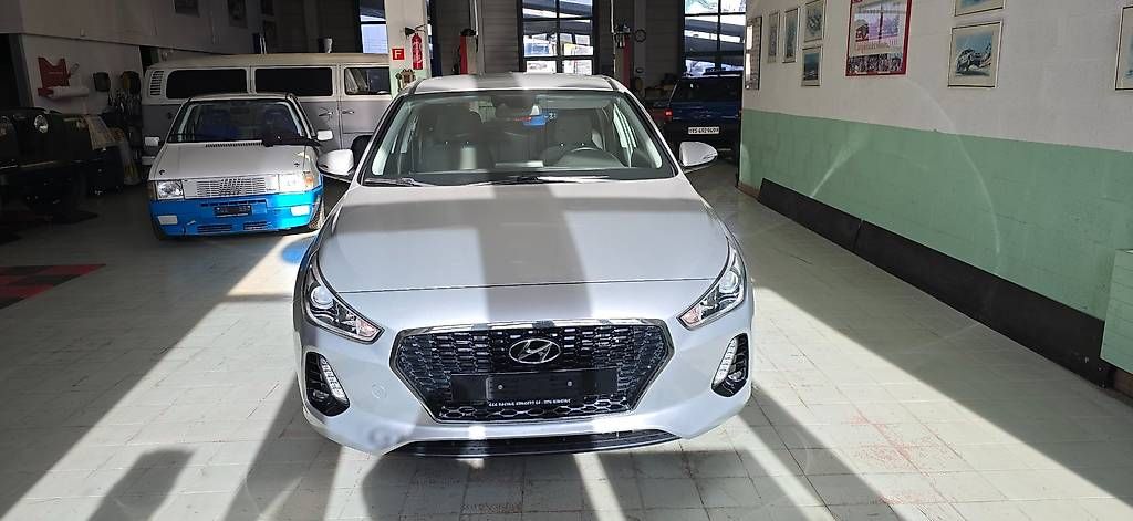 Automobili: Vds Hyundai i30 automatique – Usato da Gingins venduto da GSG1276 1