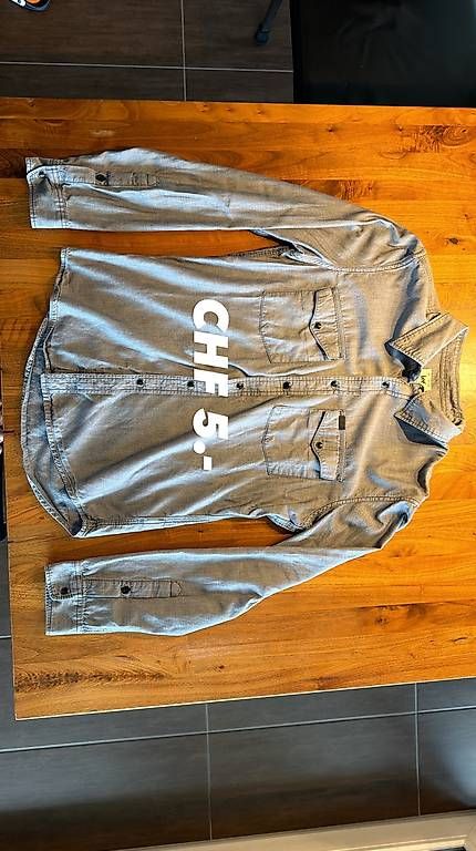 Camicie: Hemd  – Usato da Egolzwil venduto da jes_2qrb