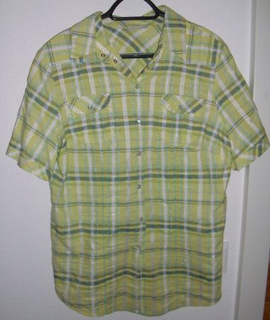 Kurzarm - Bluse, Grüntöne, Gr. 46 * CANDA * NEU