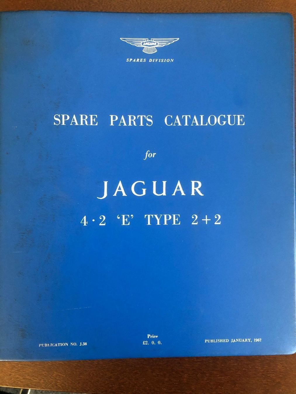 Livres: Ersatzteilkatalog zu JAGUAR E-TYPE 2+2 – D'occasion à Safenwil par efclassics