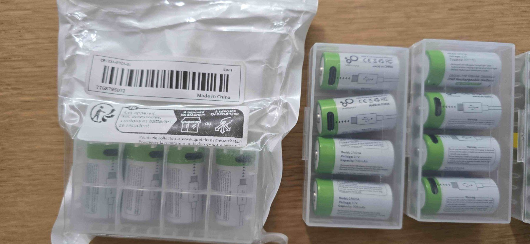 Akkus: wiederaufladbare Batterien CR123A – Gebraucht aus Würenlos von Eyeq