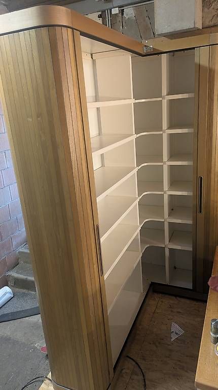 Armadi: Schrank massiv mit Schiebetüren – Usato da Etziken venduto da Matrix80 1