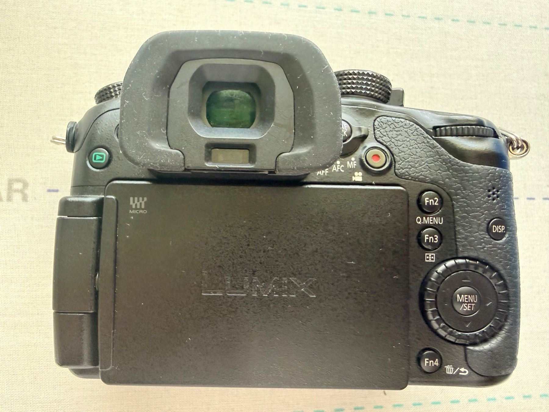Panasonic Fotocamera: Panasonic gh4 body top zustand – Usato da Giubiasco venduto da nofi85 6