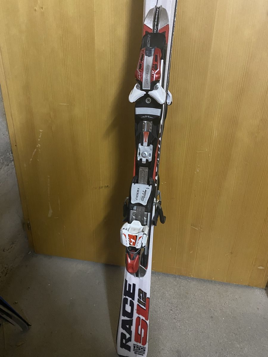 Atomic Skis: Skis Atomic 155cm – D'occasion à Haute-Nendaz par Gus1234 1