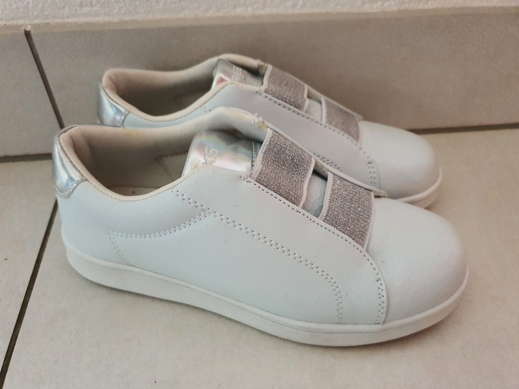 Scarpe per ragazze: Baskets pointure 32 – Nuovo (secondo la descrizione) da Vouvry venduto da Arwenne