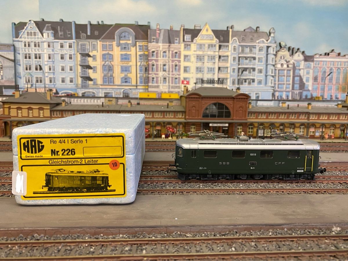 Hag Modellini di ferrovie: HAG 226 Re 4/4 Serie 1 SBB H0 – Usato da Glattpark (Opfikon) venduto da anywaya23 1