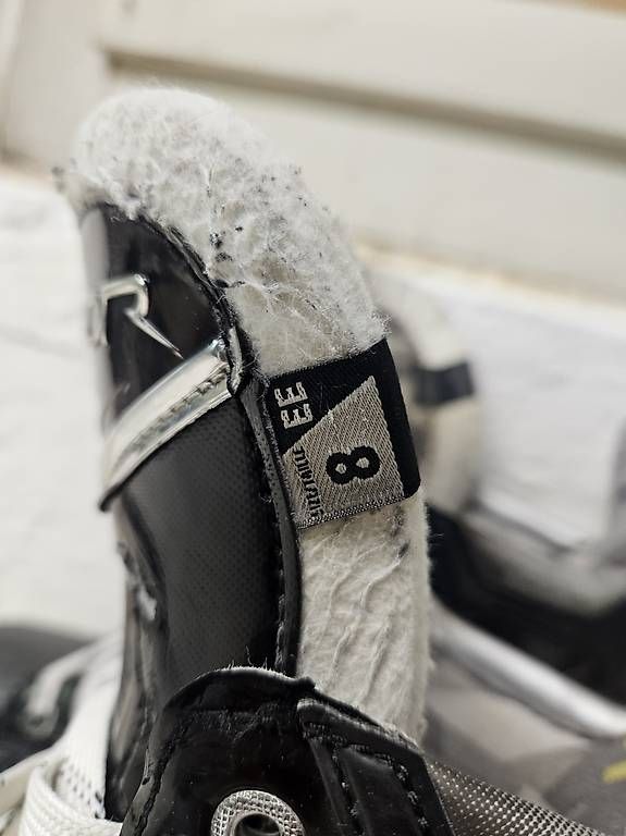 Schlittschuhe: Bauer X3 8EE Schlittschuhe – Gebraucht aus Mühlethurnen von Narr 4