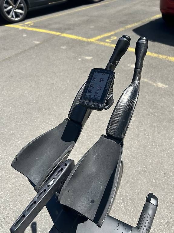 Biciclette: Canyon Speedmax cf slx de 2020 avec lenticulaire  – Usato da Lausanne venduto da axe_qns5 2