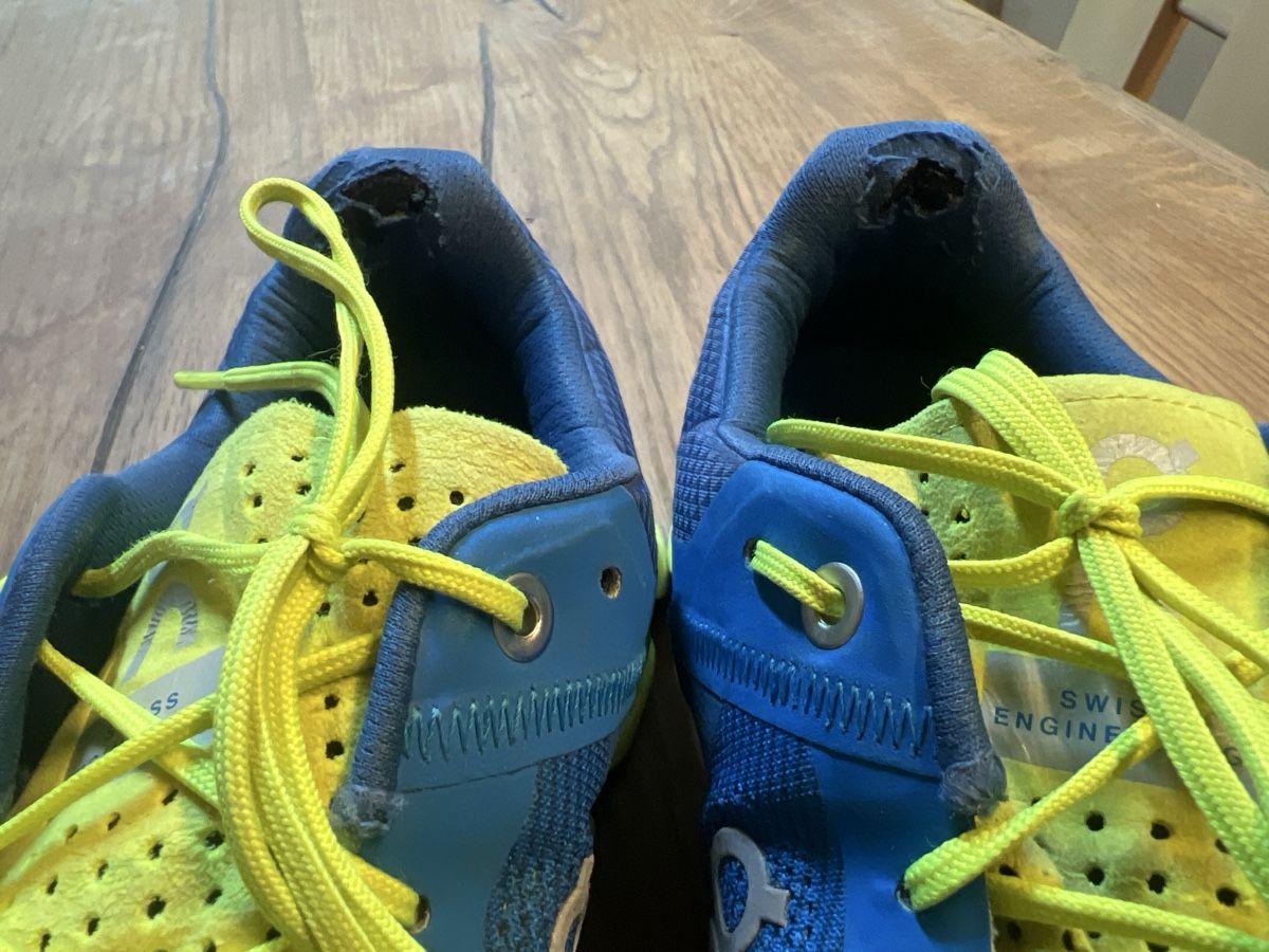 On Scarpe da uomo: On Cloud Laufschuhe Herren, Grösse 44.5, – Usato da Rorschach venduto da TimelessTrading 3