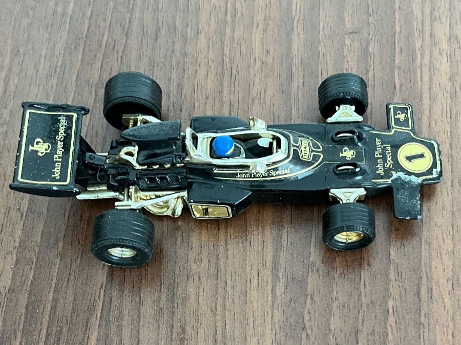 Lotus Modellini d'auto: Modell-Auto JOHN PLAYER SPECIAL/ Lotus Formel 1 – Usato da Frauenfeld venduto da sav_m8xk 4