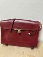 Roter Schulerthek, -ranzen aus Leder