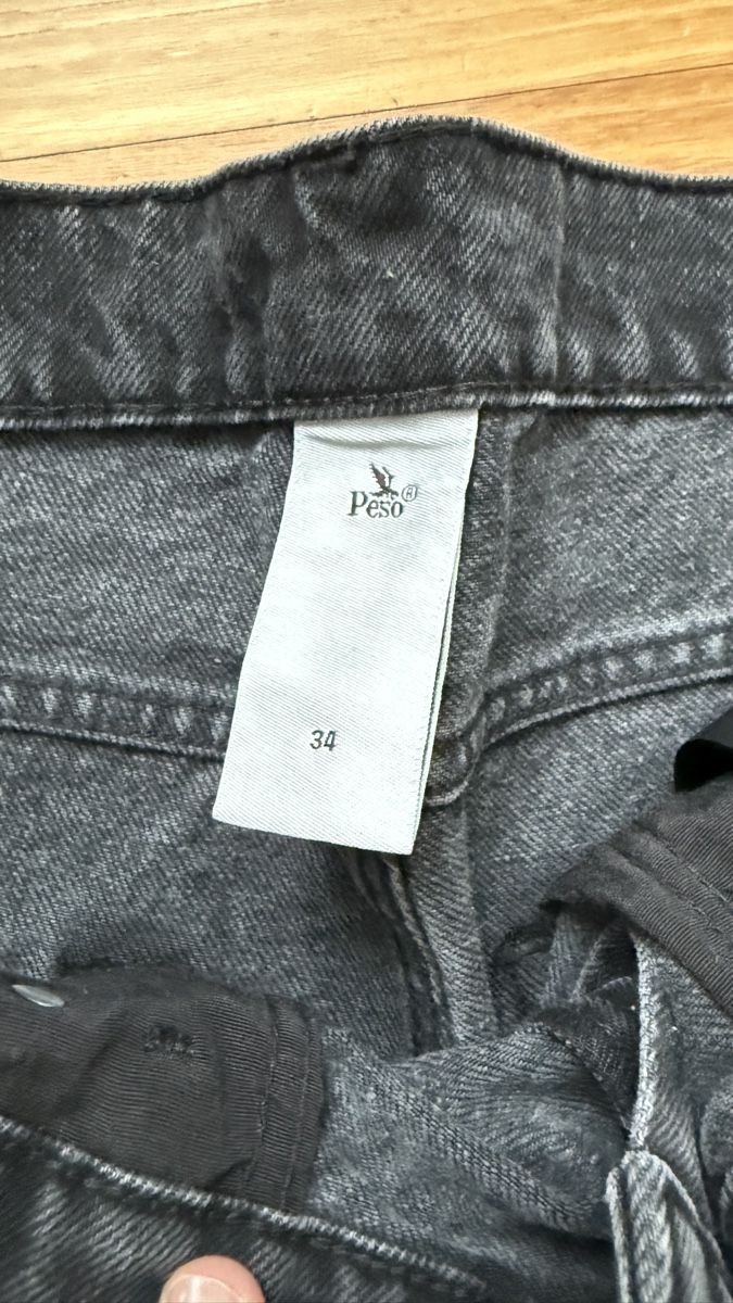 Jeans: Peso Jeans Schwarz 34 – Nuovo (secondo la descrizione) da Horgen venduto da Aron.zh 1
