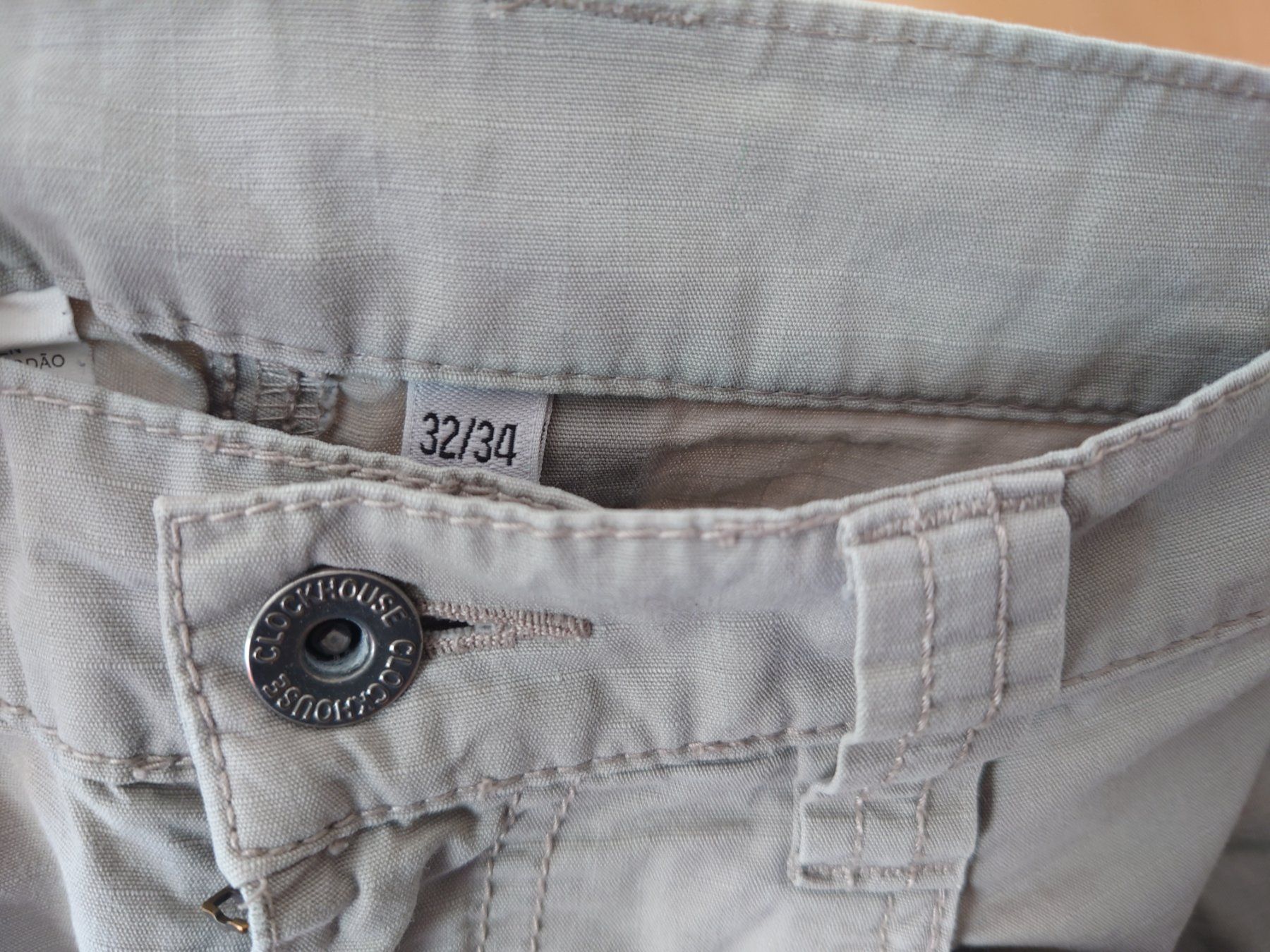 Pantaloni: Pantalon cargo claire Clockhouse L – Usato da Bévilard venduto da Thenightes 3