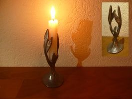 Seltener Antiker Kerzenständer Pflanzenartig geformt