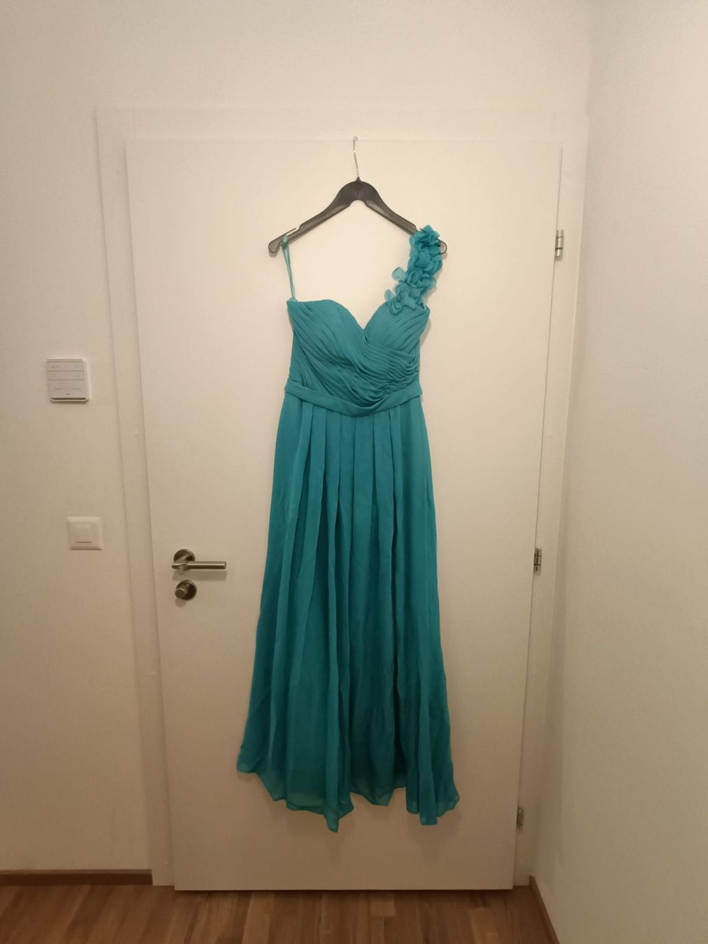 Vestiti: Festkleid türkis blau – Usato da Merenschwand venduto da priskabetschart 4