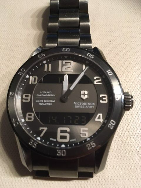 Victorinox swiss army 241300 hot sale chrono classic xls mt