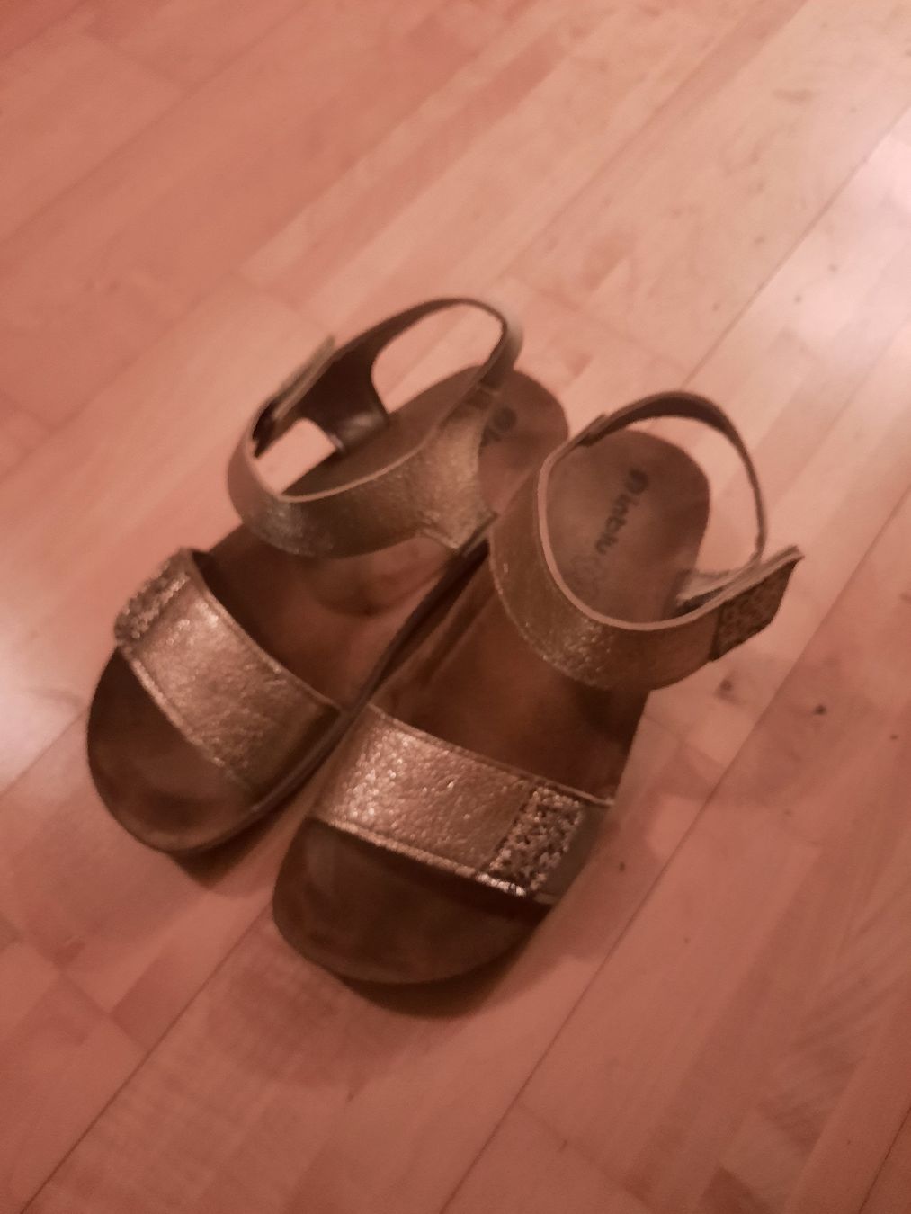 Scarpe da donna: Sandalen goldig 37 – Usato da Rüti ZH venduto da 11120