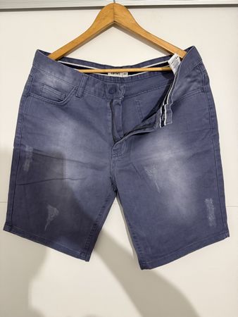 Stylische Jeans Shorts Gr. 34