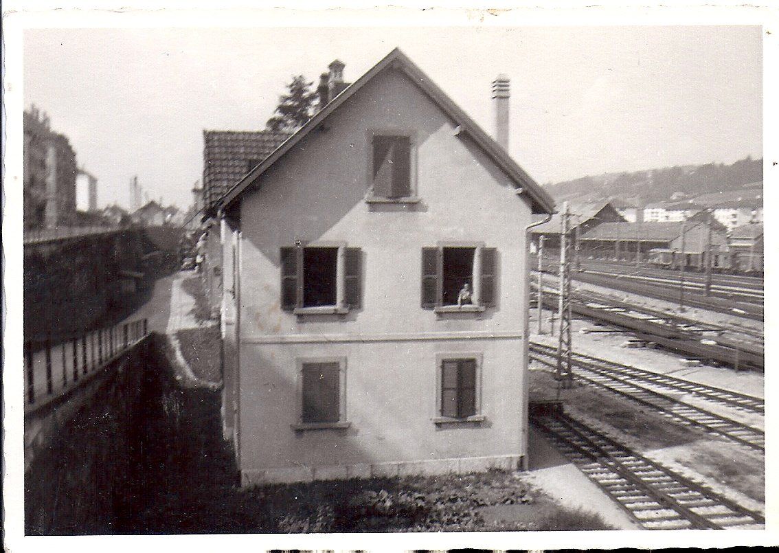 Cartoline postali: CHAUX-de-FONDS, quartier de la gare – Nuovo (secondo la descrizione) da Les Verrières venduto da Scampi0