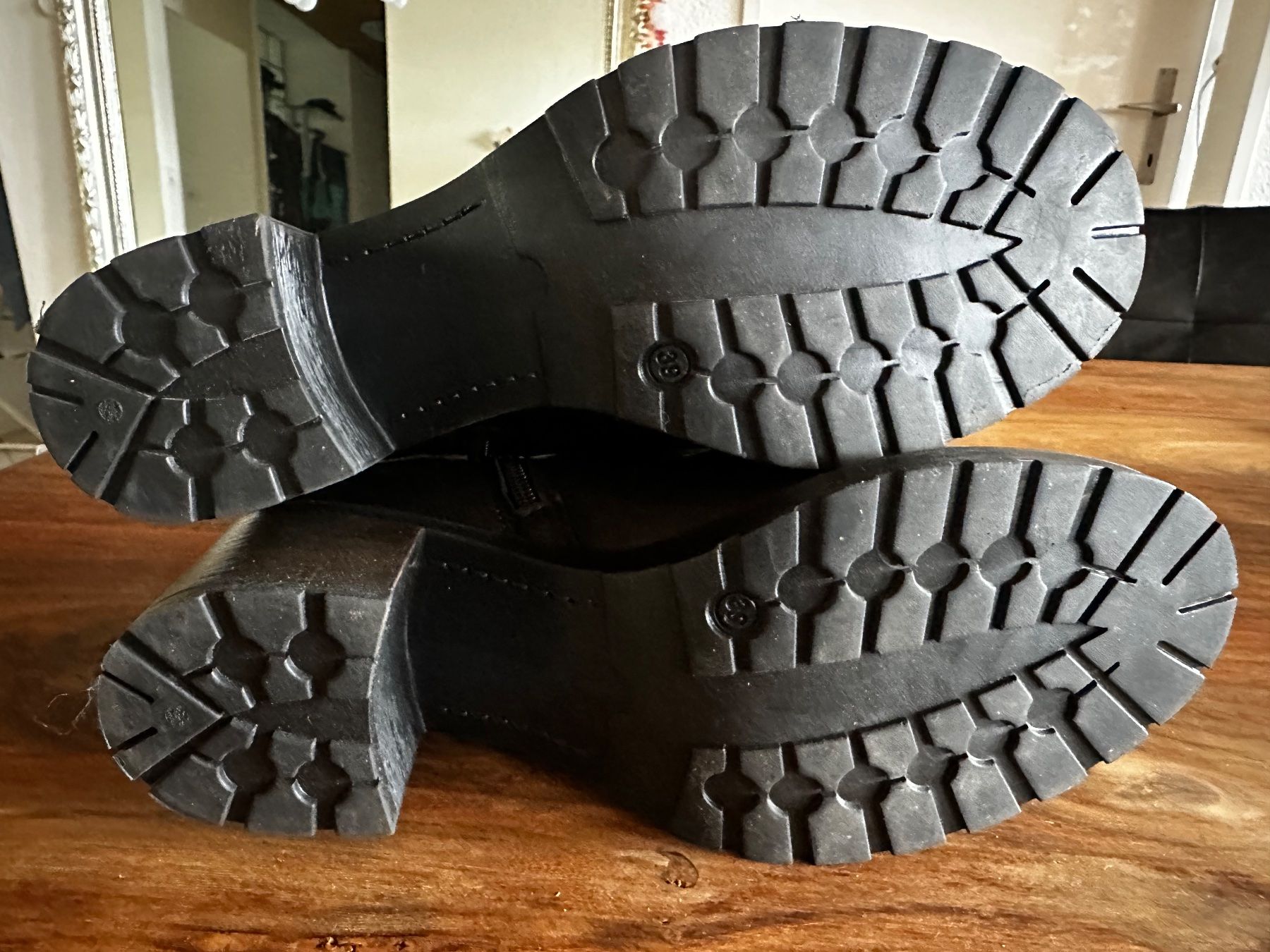 Scarpe da donna: Leder Stiefelette, 39, neu – Usato da Au ZH venduto da fortschreiter 5