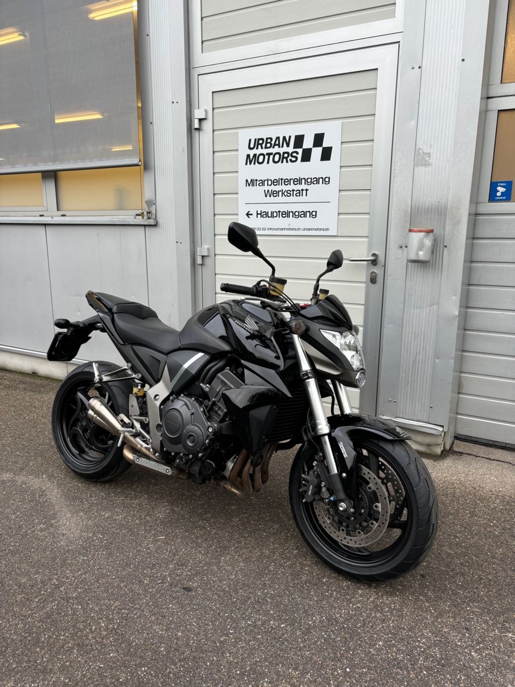 Honda Strada: Honda CB1000RA – Usato da Muri b. Bern venduto da UrbanMotors 1