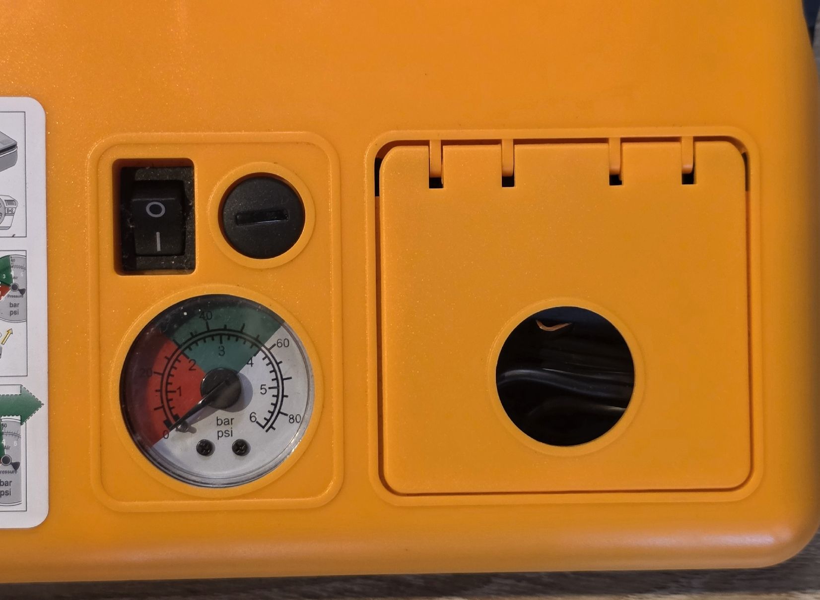 Compressori: Tragbarer Reifenkompressor Super stark Neuwertig !!! – Usato da Rohrbach venduto da lod_m58r 2