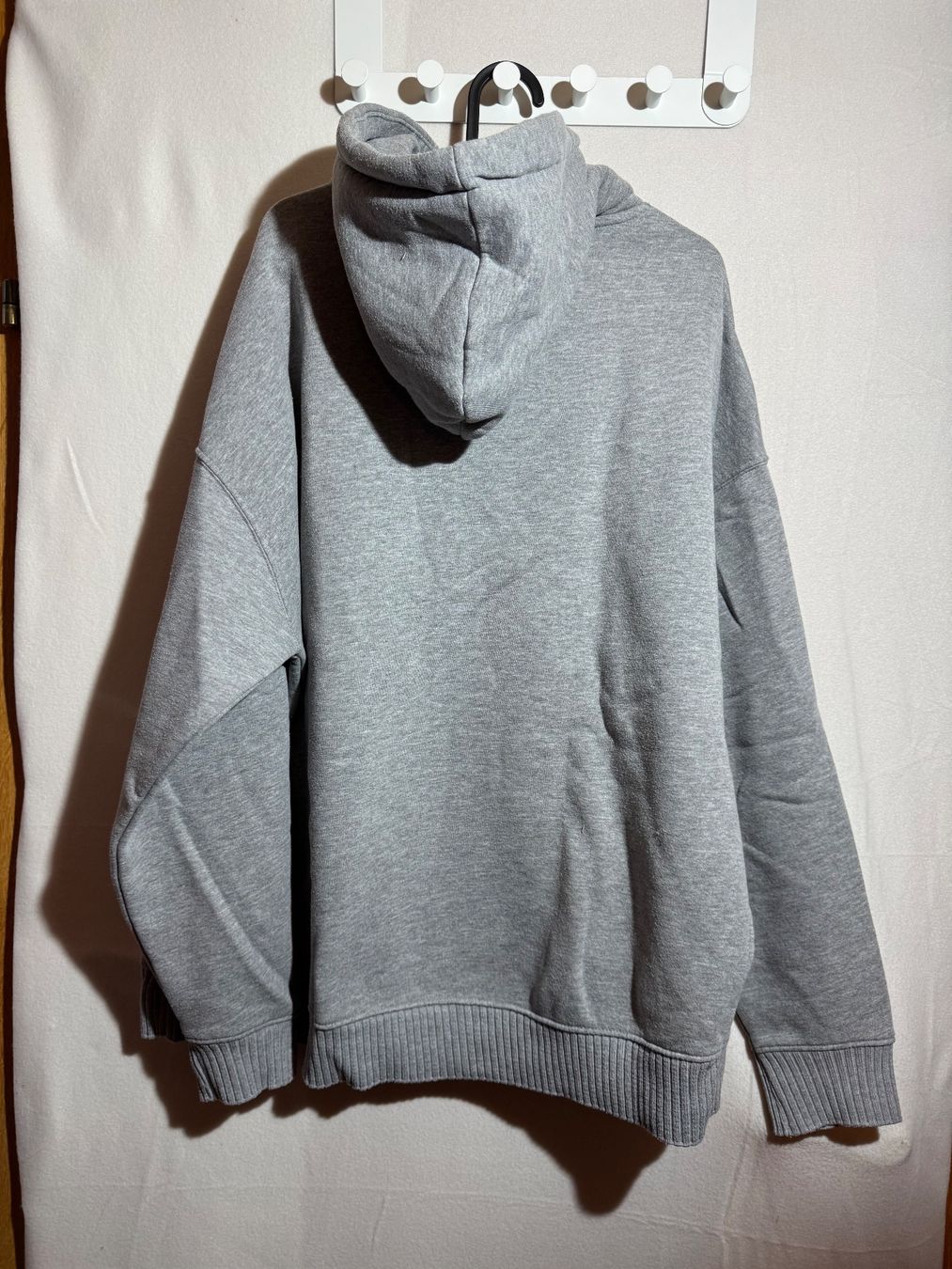Pullover & Sweatshirts: Grauer Kapuzenpullover Hoodie ca. Gr. XL – Gebraucht aus Grosswangen von second_hand_dress 6