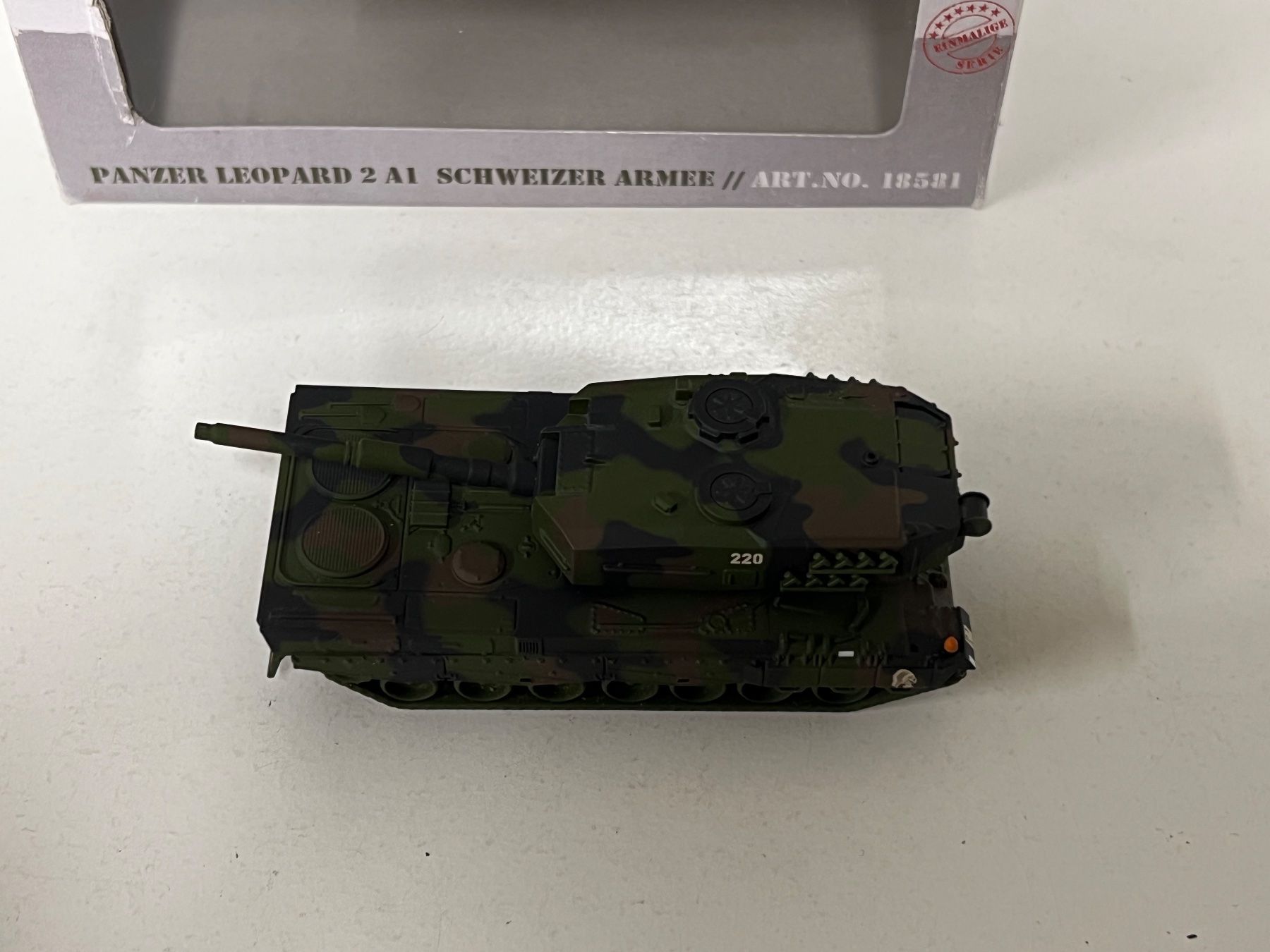 Liliput Modellini di ferrovie: 4MFOR PANZER LEOPARD 2 AI SCHWEIZER ARMEE H0 1:87 – Usato da Geroldswil venduto da TopTrain54 4