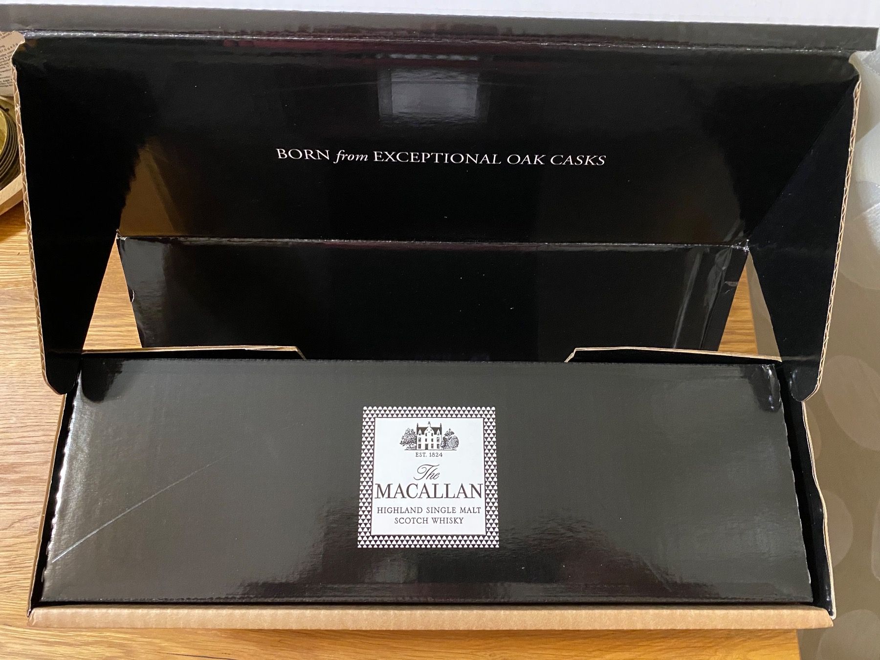 Macallan Bevande alcoliche: Macallan James Bond 60th Anniversary - Decade V – Nuovo e nell'imballaggio originale da Mönchaltorf venduto da Drammer 3