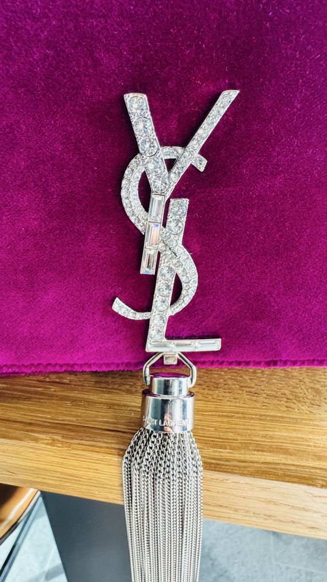 Saint Laurent Borse da donna: Saint Laurent Clutch YSL – Usato da Mörigen venduto da TimelessFinds 3