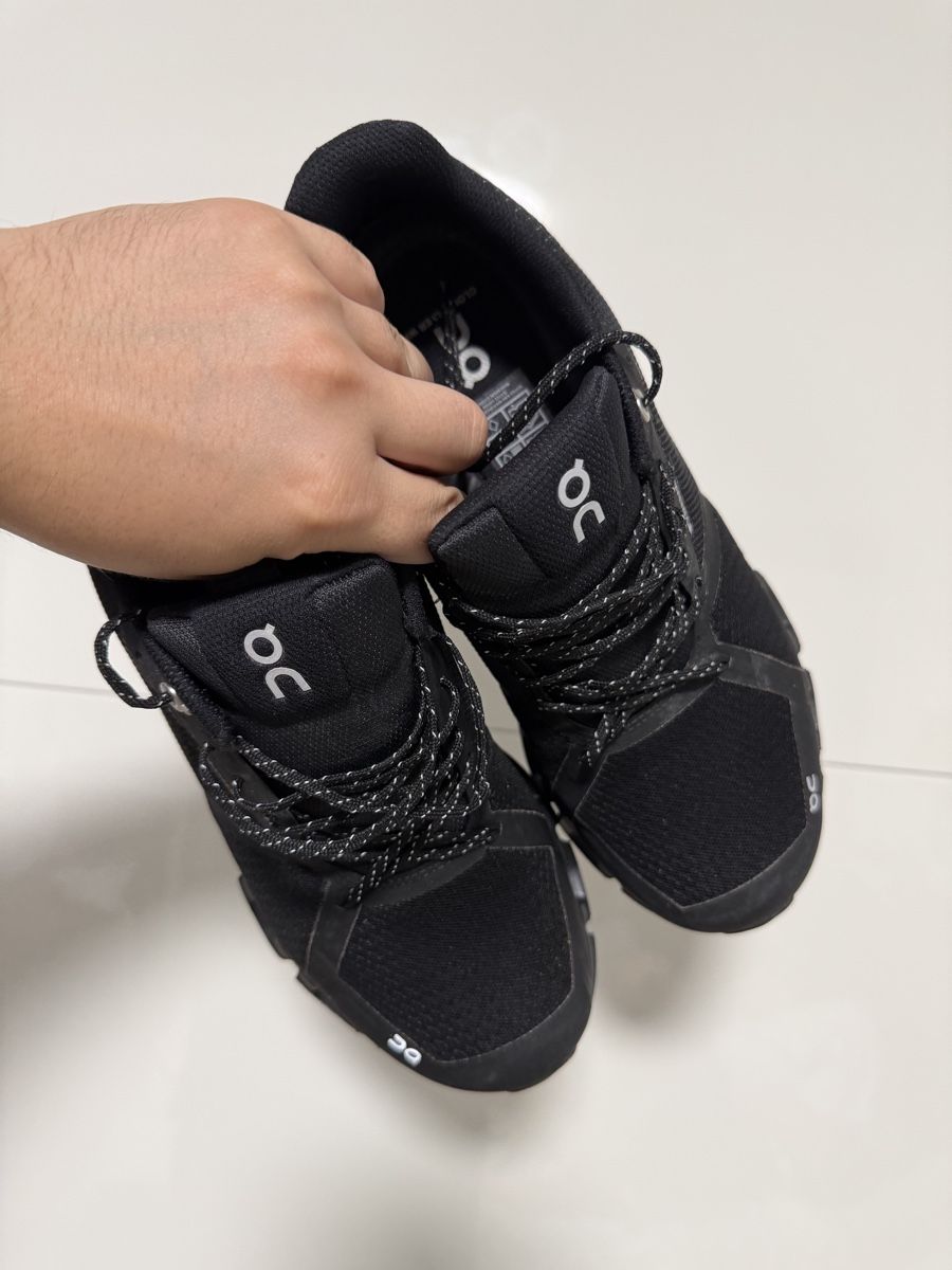 On Herrenschuhe: On Running Cloud Waterproof schwarz Grösse 41 gebraucht – Gebraucht aus Niederbipp von yar_tf6f 3