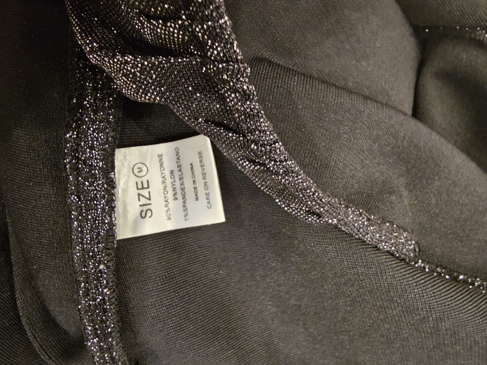 Vestiti: kleid – Nuovo (secondo la descrizione) da Grosshöchstetten venduto da Qenko 3