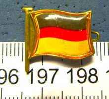 DEUTSCHLAND FAHNE ANSTECKNADEL GLASIERT GOLDIG VINTAGE