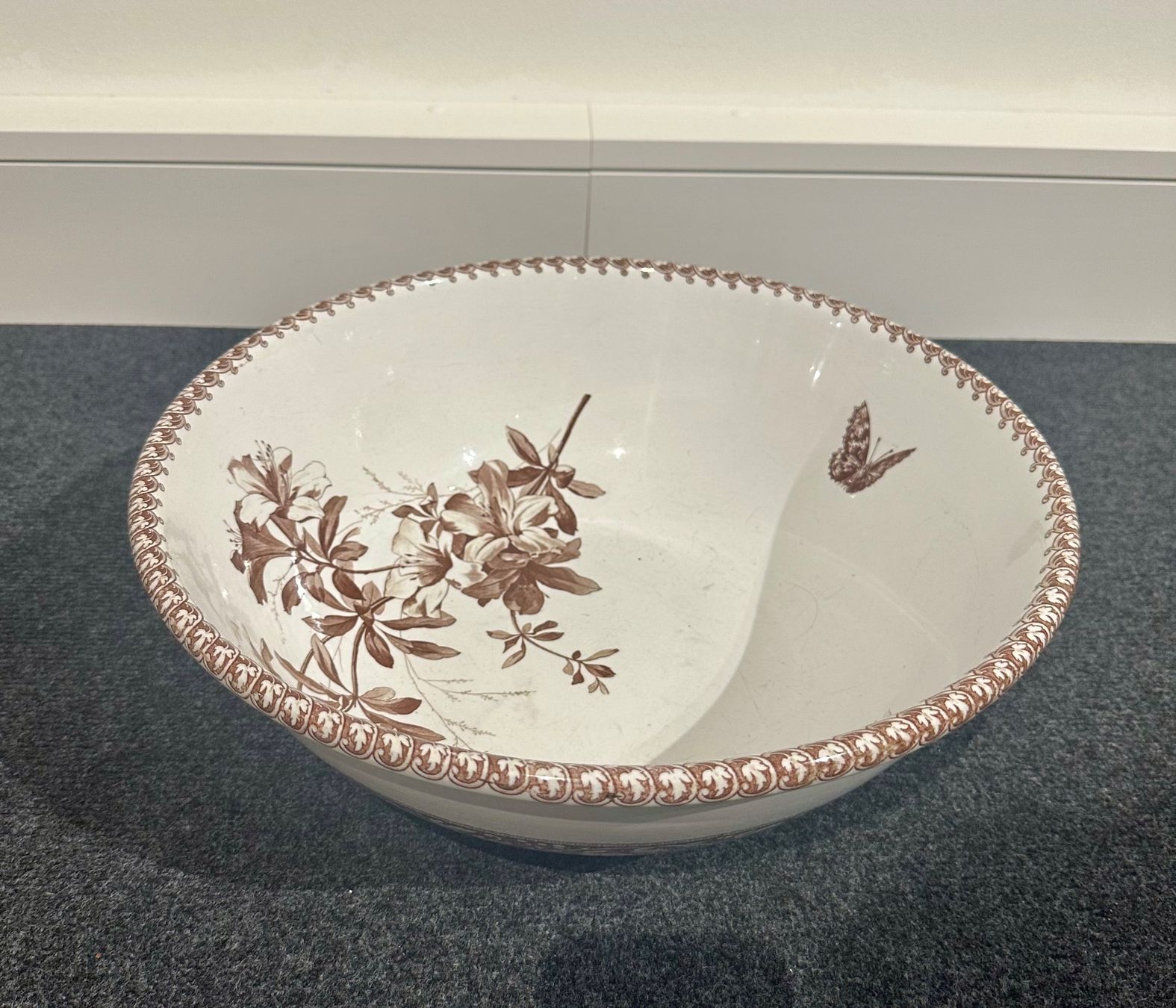 Ciotole: Antike Waschgarnitur mit Blumenmuster – Usato da Basel venduto da artthings4you 6