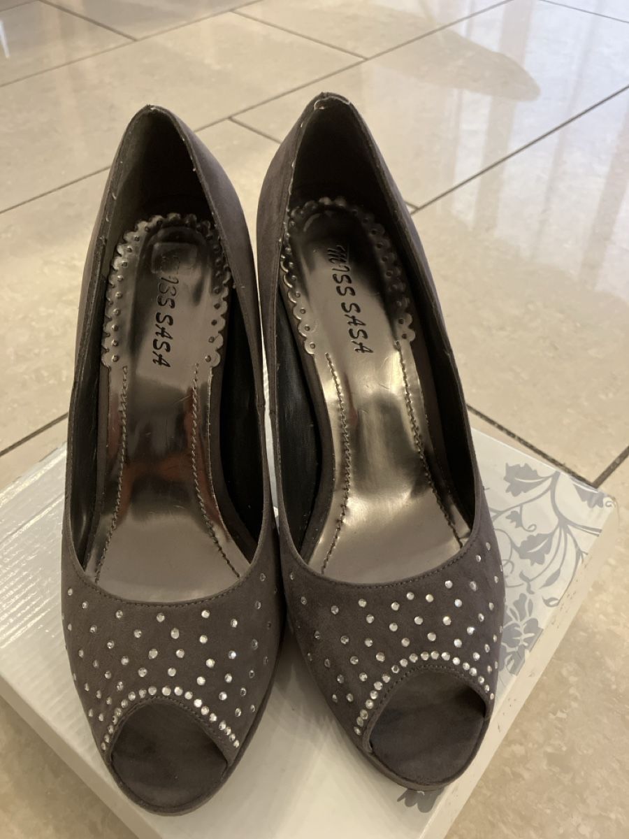 Chaussures femmes: Chaussures haut talons d’une élégance folle – Neuf (Voir description) à Bex par epsonstylus 3