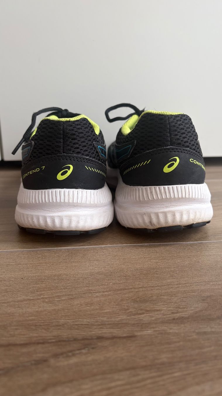 Asics Scarpe da uomo: ASICS CONTEND 7 Laufschuhe, schwarz, Gr. 40 – Usato da Laufen venduto da Gwitterchischte 4