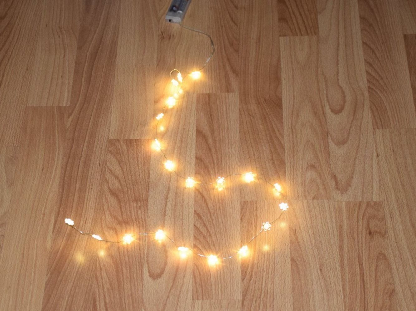 Lichterketten & Leisten: Lichterkette mit 20 Led, Blumen Nr.253 – Neu und originalverpackt aus Wetzikon ZH von Wetzicardo25 3