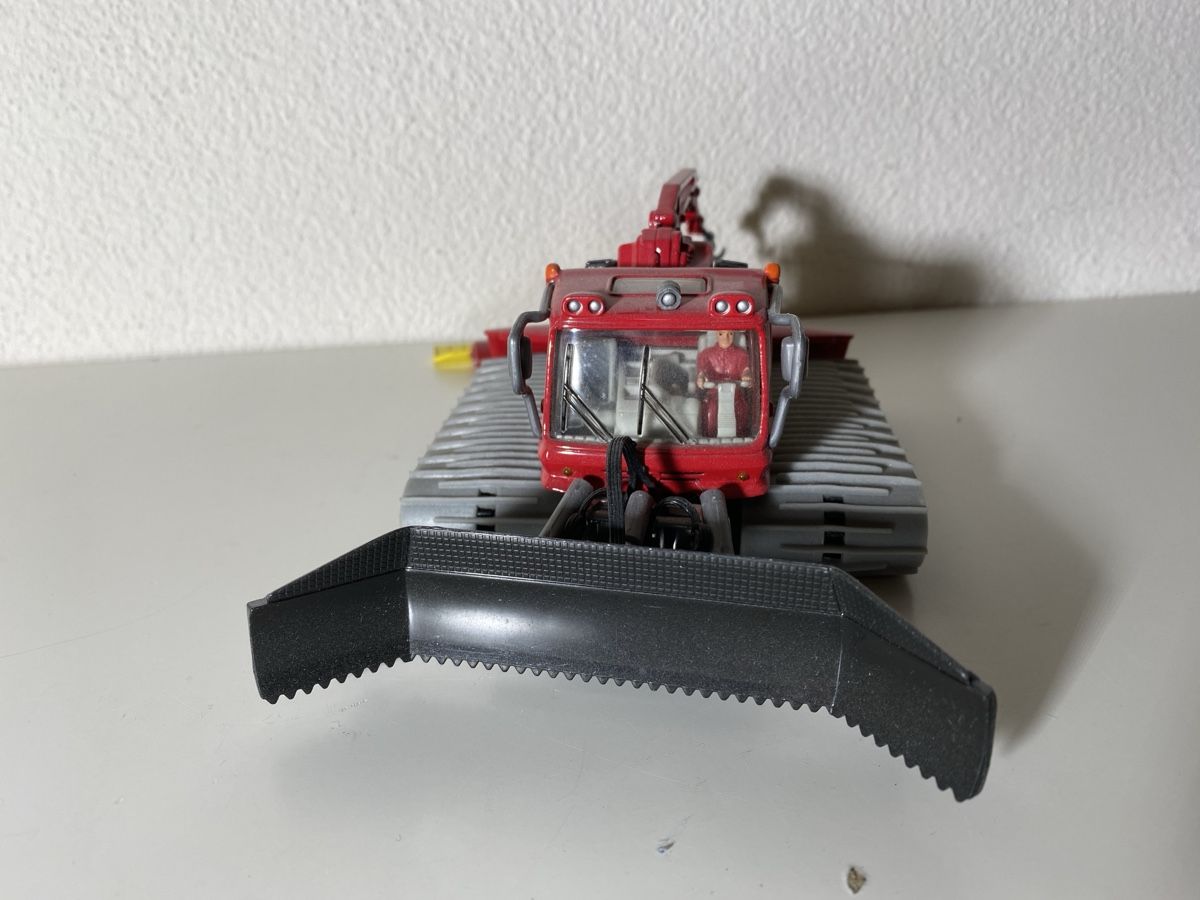 Siku Modellini d'auto: Siku Pistenraupe – Usato da Winterthur venduto da ben_9vxx 1