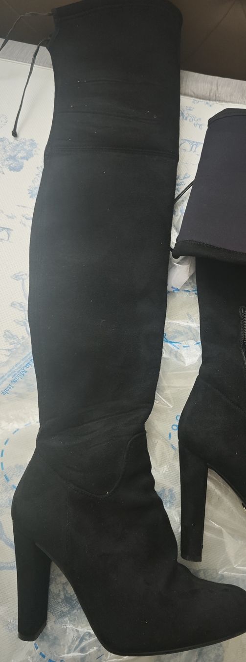 Buffalo Scarpe da donna: Buffalo Overknee Boots black textile material used condition – Usato da Zürich venduto da Sami526