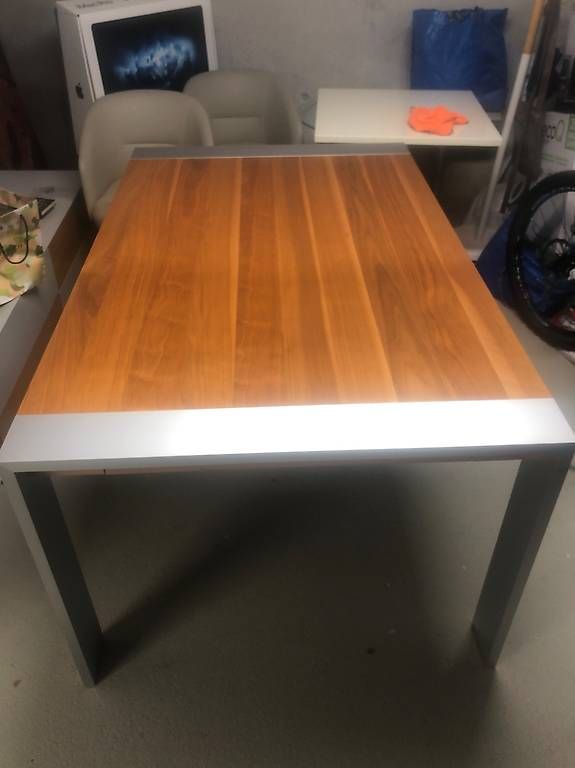 Rolf Benz Tavoli: ROLF BENZ 8922 dining table – Usato da Weiach venduto da A.Hatem