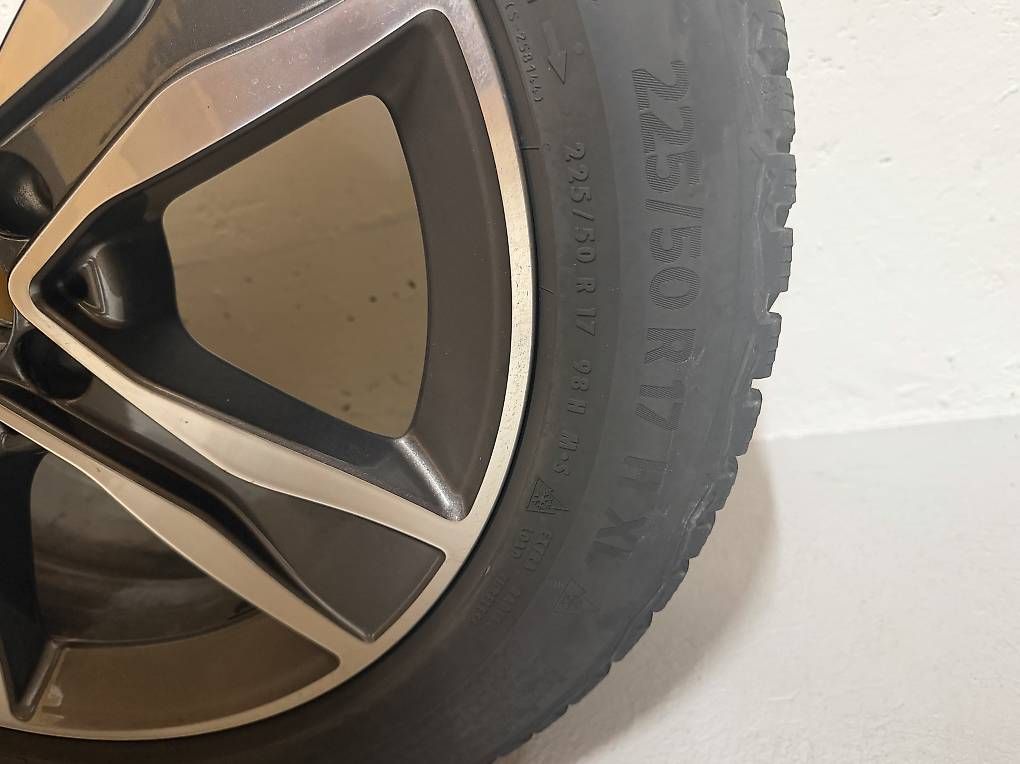Pneus & Kompletträder: WINTERREIFEN CONTINENTAL – Gebraucht aus  von  1