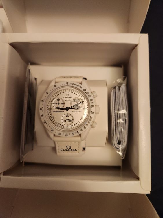 Swatch Orologi: Swatch x Omega Moonswatch Mission to the Moonphase - Neuve! – Nuovo (secondo la descrizione) da Monthey venduto da clochette206 1