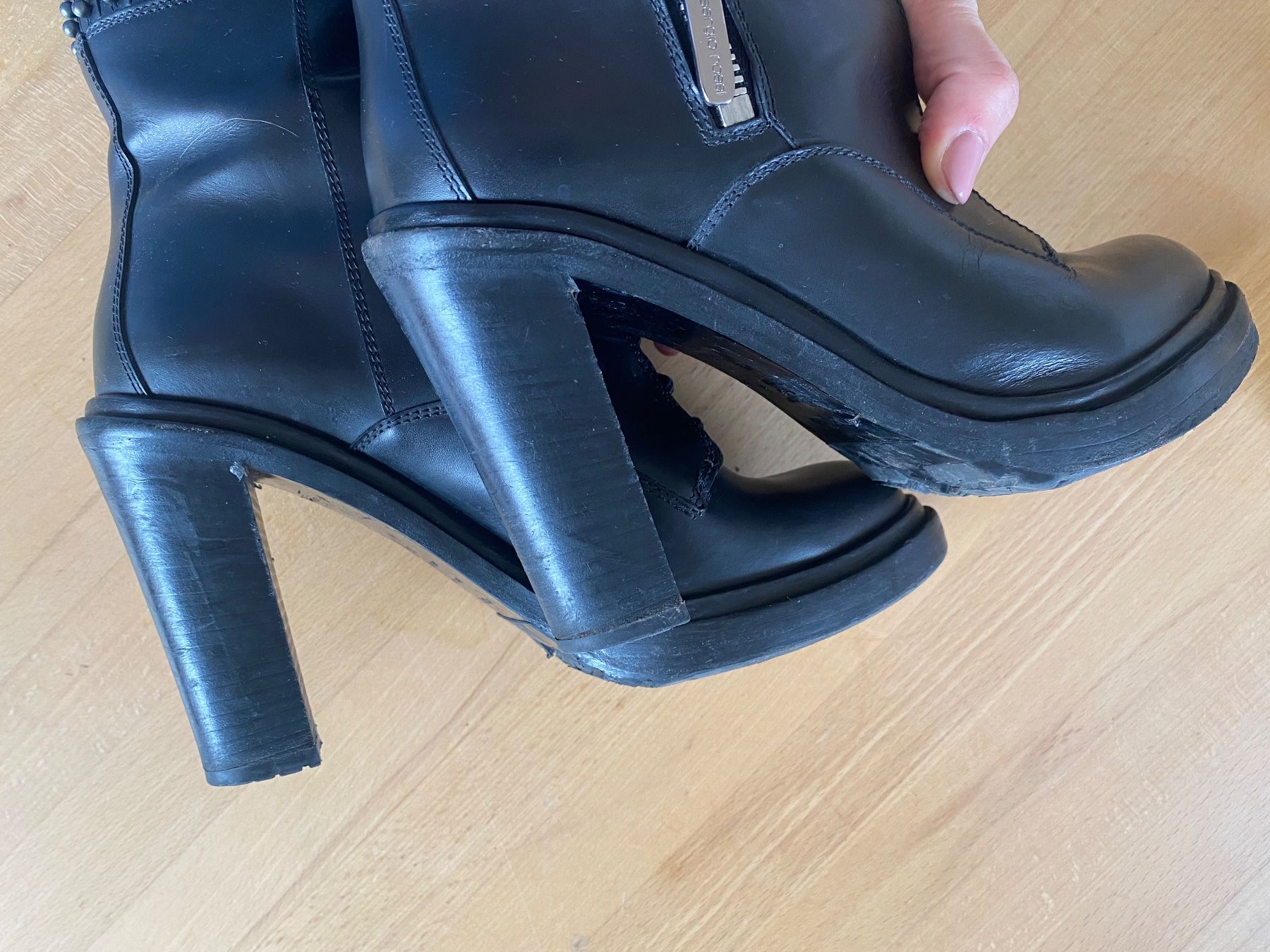 Sergio Rossi Scarpe da donna: Sergio Rossi, 39.5, Rocker chic mit Perlen – Usato da St Gallen venduto da mayerka 3