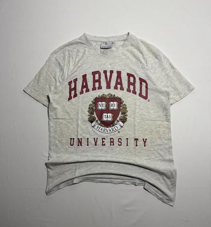 Harvard University Vintage Style Tee –  Classic