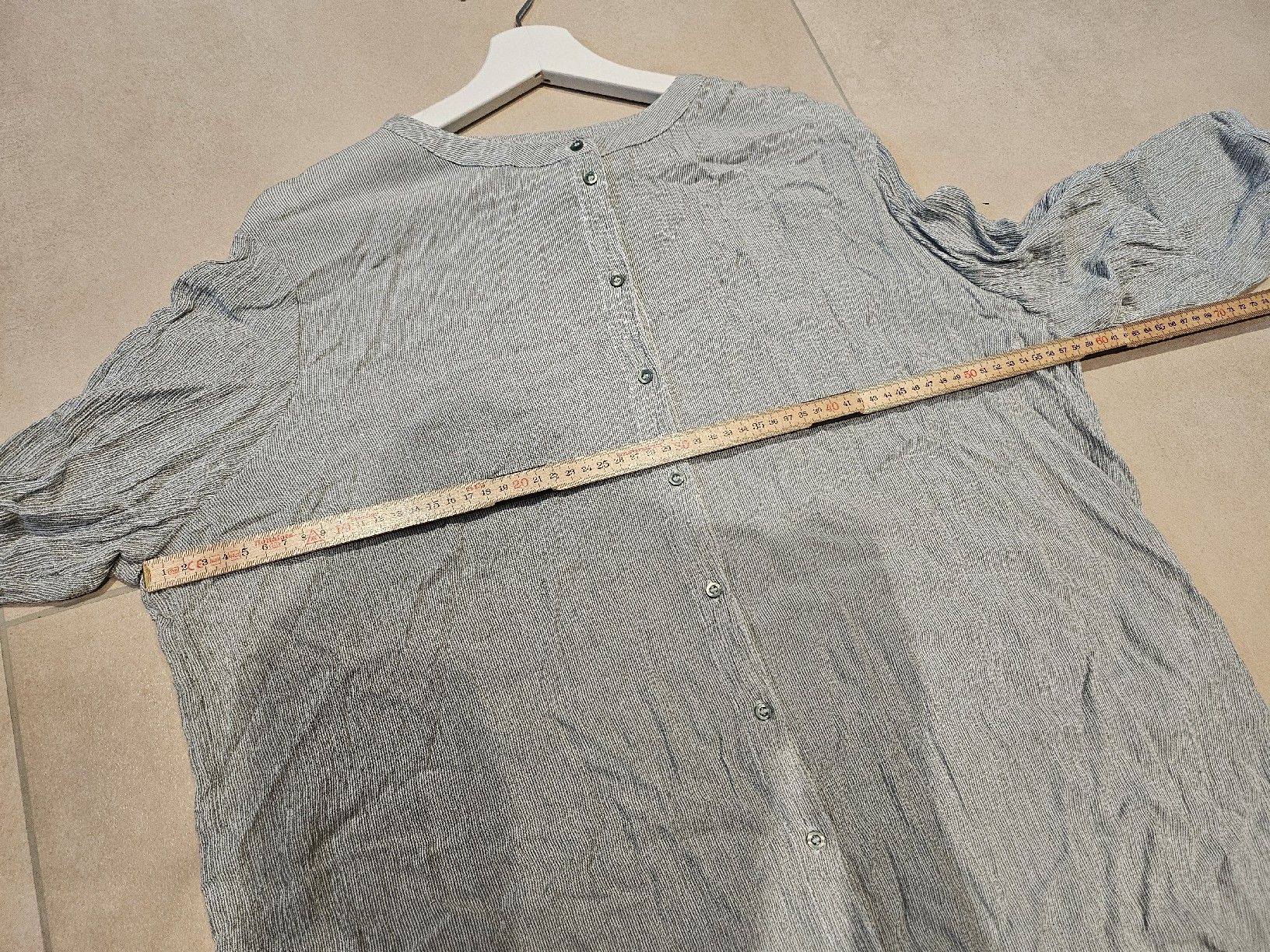 Blusen: Street One Bluse grün gestreift 42/44 – Gebraucht aus Allschwil von na.wi.90 6