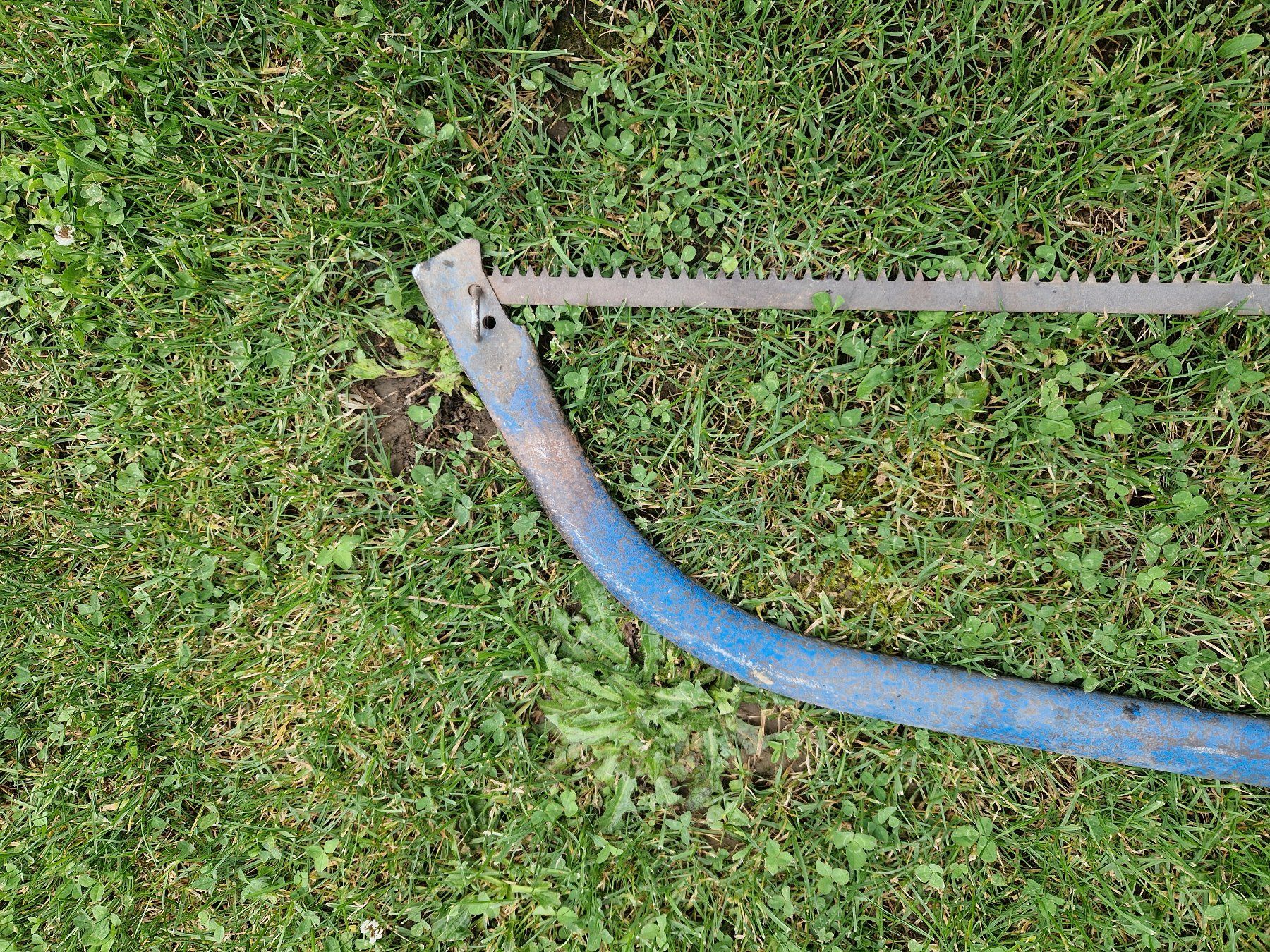 Seghe: Hand Säge Griff Metall – Usato da Niederbipp venduto da Trude04 1