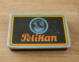 Antike Pelikan Blechdose