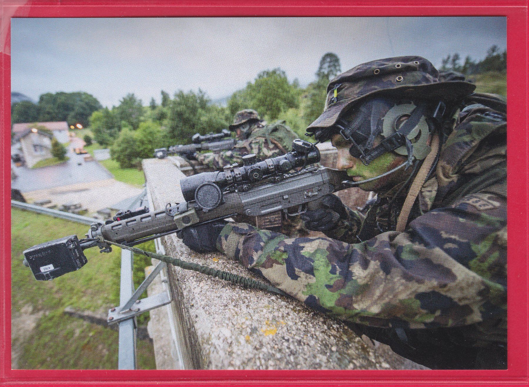 Ansichtskarten: ADA MIT STURMGEWEHR 90 MIT ZIELFERNROHR – Gebraucht aus Oberrieden von Gebirgsstelze